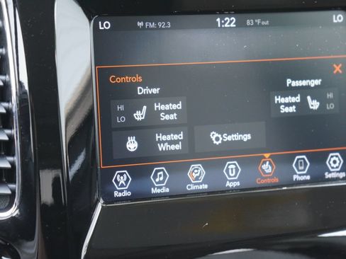 Used 2020 Jeep Compass Latitude AWD/4WD image 30
