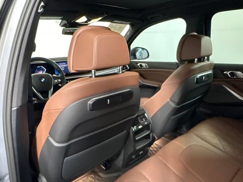Used 2026 BMW X5 sDrive40i RWD image 32