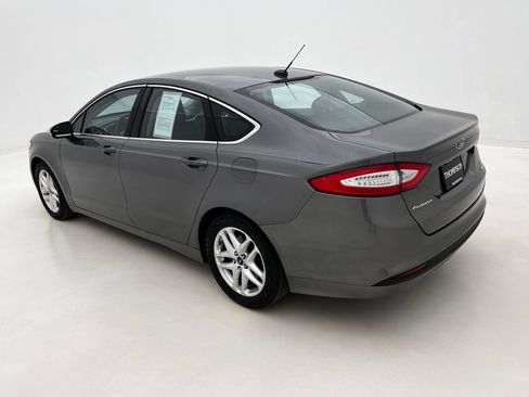 Used 2013 Ford Fusion SE image 9