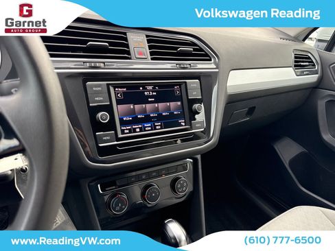 Used 2020 Volkswagen Tiguan S image 23