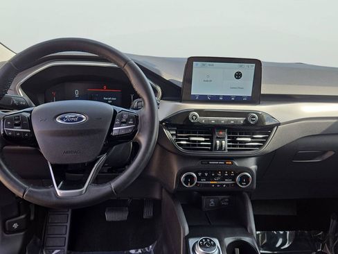Certified 2023 Ford Escape Active AWD/4WD image 9