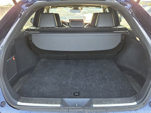 Used 2024 Toyota Venza Limited AWD/4WD image 16