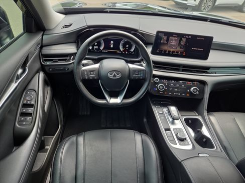 Used 2023 INFINITI QX60 Luxe w/ Cargo Package FWD image 7