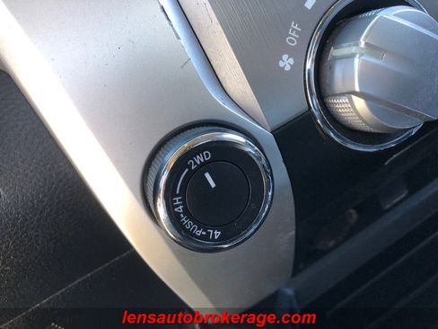 Used 2014 Toyota Tundra SR5 image 15