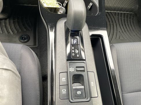 Certified 2023 Toyota Prius LE AWD/4WD image 20