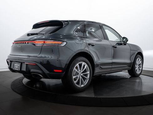 New 2026 Porsche Macan image 7