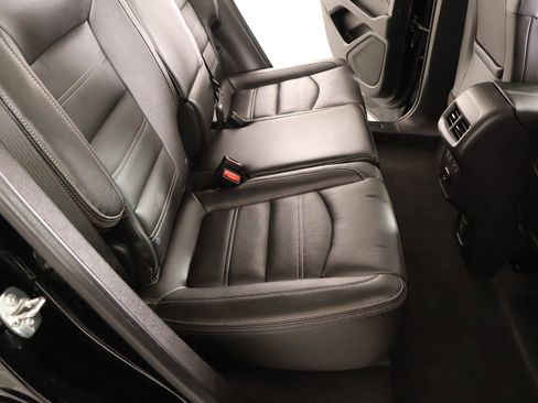 Used 2024 GMC Terrain Denali w/ Denali Premium Package AWD/4WD image 14