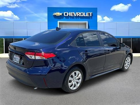 Used 2024 Toyota Corolla LE FWD image 3
