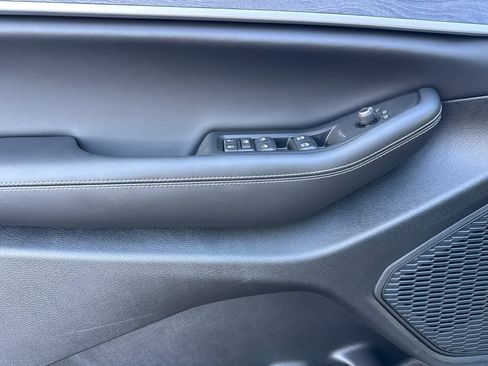 New 2026 Jeep Grand Cherokee Altitude AWD/4WD image 12