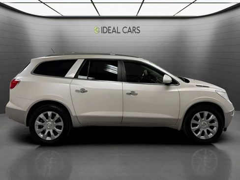 Used 2011 Buick Enclave CXL FWD image 4