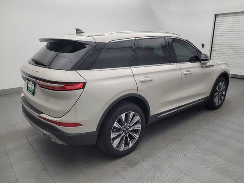 Used 2022 Lincoln Corsair Reserve w/ Elements Package FWD image 9