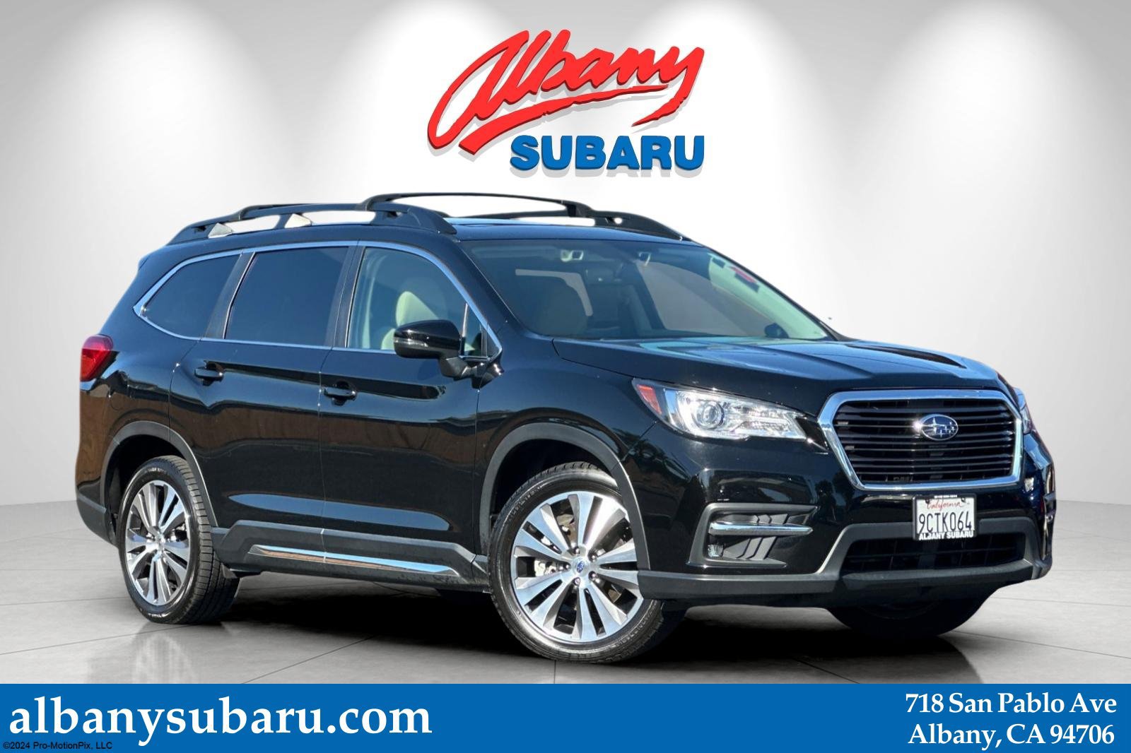 Used 2022 Subaru Ascent Limited w/ Technology Package AWD/4WD image 1