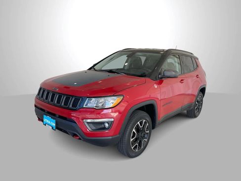 Used 2020 Jeep Compass Trailhawk AWD/4WD image 1