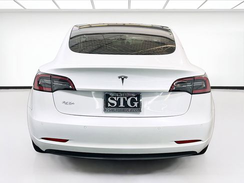 Used 2020 Tesla Model 3 Standard Range image 5