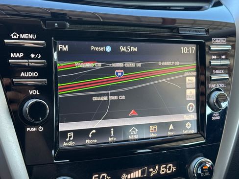 Used 2018 Nissan Murano SV image 25