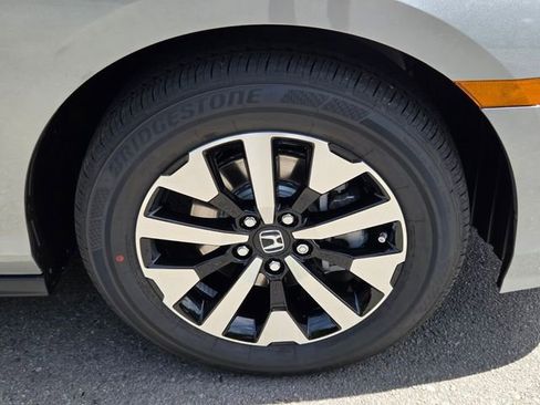 New 2026 Honda Odyssey EX-L image 7