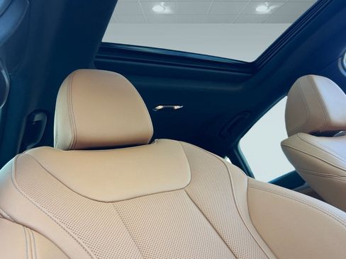 Used 2025 BMW i4 eDrive40 w/ Premium Package image 25