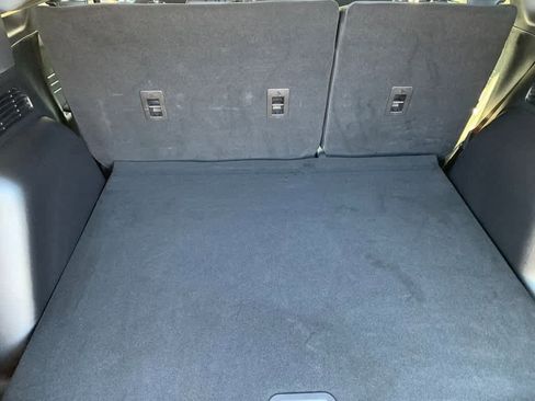 Used 2022 Ford Escape SE w/ Cold Weather Package image 5