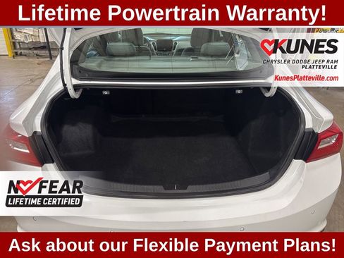 Used 2024 Chevrolet Malibu LT image 15