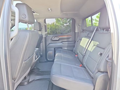 Certified 2025 GMC Sierra 1500 Denali image 8