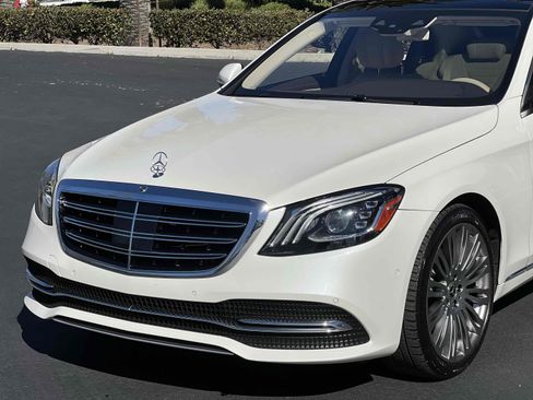 Used 2019 Mercedes-Benz S 560 Sedan image 58