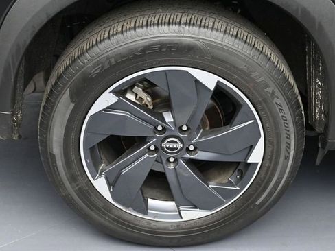 Used 2024 Nissan Rogue SV image 5