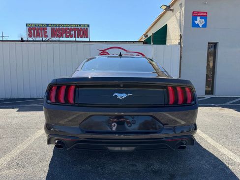 Used 2022 Ford Mustang Coupe w/ Equipment Group 101A image 4
