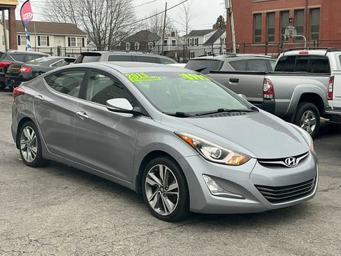 Used 2015 Hyundai Elantra Limited w/ Option Group 05 image 3