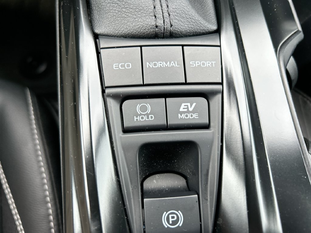 Certified 2025 Toyota Camry SE w/ Multimedia Upgrade Package FWD image 33