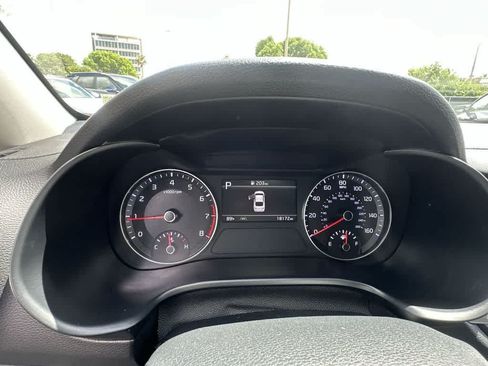 Used 2024 Kia Forte LXS w/ LXS Technology Package FWD image 23
