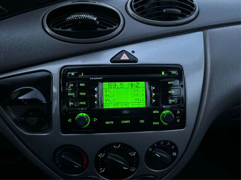 Used 2004 Ford Focus ZTS image 23