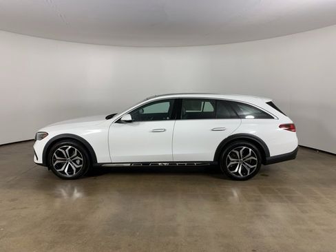 Used 2025 Mercedes-Benz E 450 4MATIC All-Terrain Wagon image 16