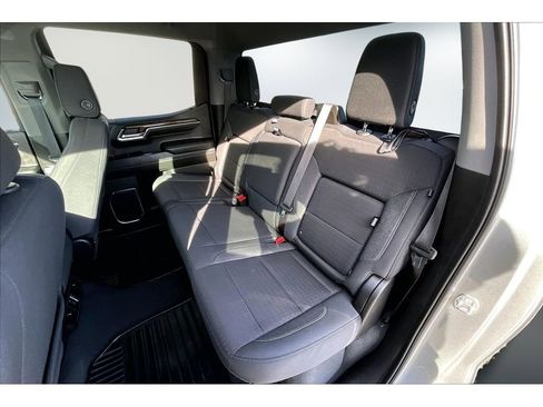 Used 2024 GMC Sierra 1500 Elevation image 20