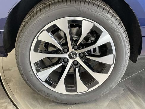 New 2026 Audi Q3 quattro 2.0T AWD/4WD image 13