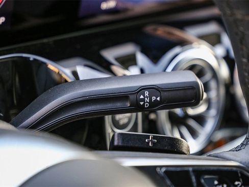 New 2025 Mercedes-Benz GLA 250 4MATIC image 23