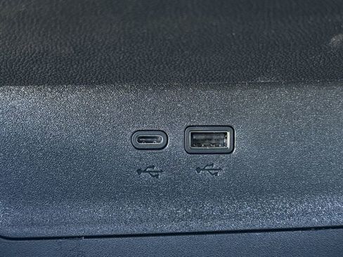 New 2026 Chevrolet Equinox ACTIV w/ Convenience Package III image 19