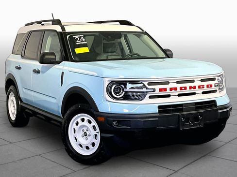 Used 2024 Ford Bronco Sport Heritage w/ Heritage Convenience Package AWD/4WD image 3