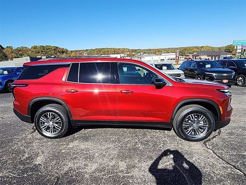 New 2026 Chevrolet Traverse LT image 9