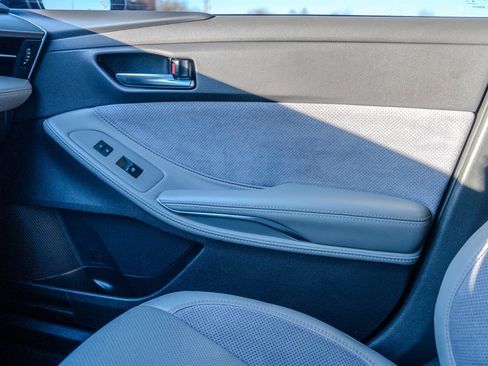 Used 2020 Toyota Avalon Touring image 24