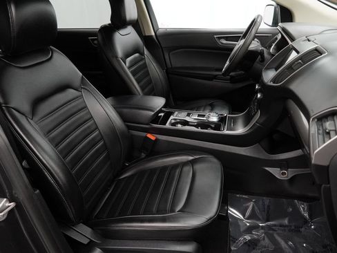 Used 2019 Ford Edge SEL w/ Equipment Group 201A FWD image 29