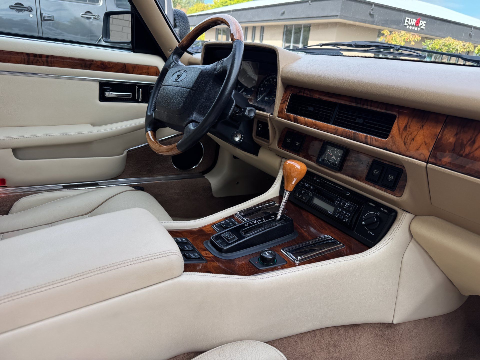 Used 1996 Jaguar XJS 4.0 Convertible RWD image 62