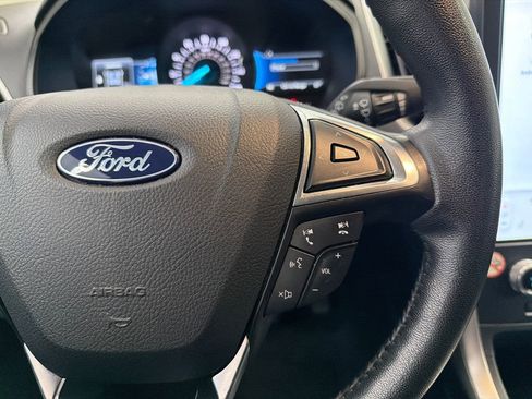 Used 2024 Ford Edge SEL image 25