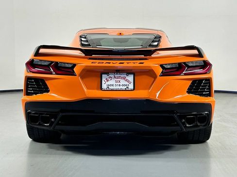 Used 2024 Chevrolet Corvette Stingray Preferred Cpe w/ Z51 Performance Package RWD image 11
