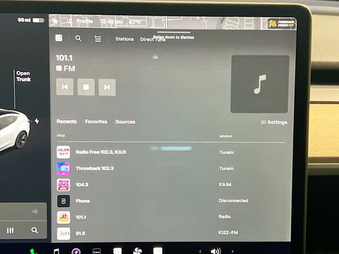 Used 2020 Tesla Model 3 Standard Range image 11
