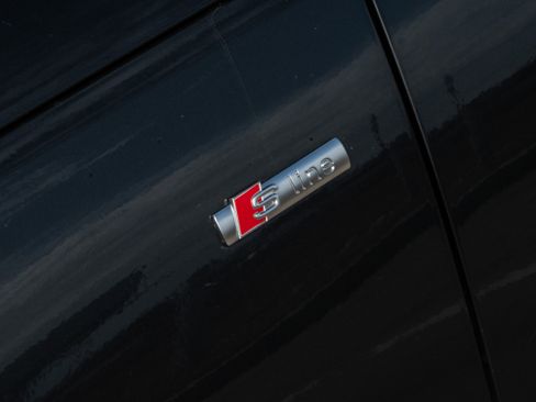 Used 2018 Audi A4 2.0T Premium Plus w/ Premium Plus Package image 32