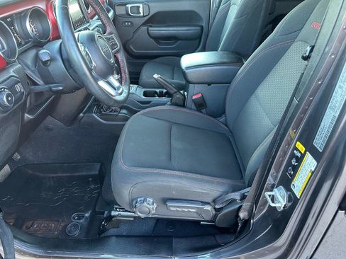 Used 2023 Jeep Wrangler Unlimited Rubicon w/ Cold Weather Group image 9