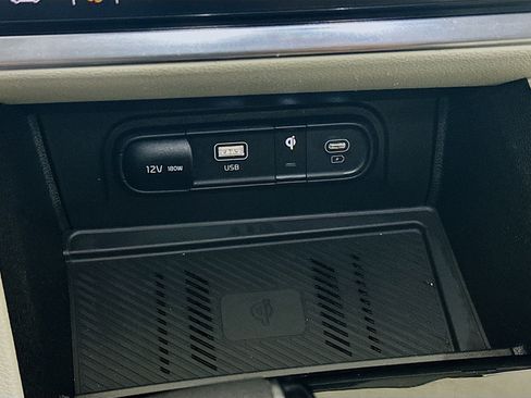 Used 2025 Kia Sportage EX w/ Premium Package image 26