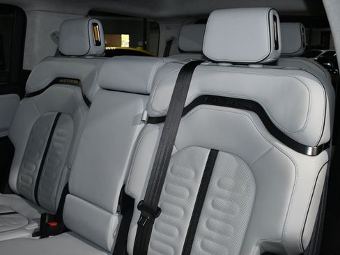 Used 2023 Rivian R1S Launch Edition AWD/4WD image 17