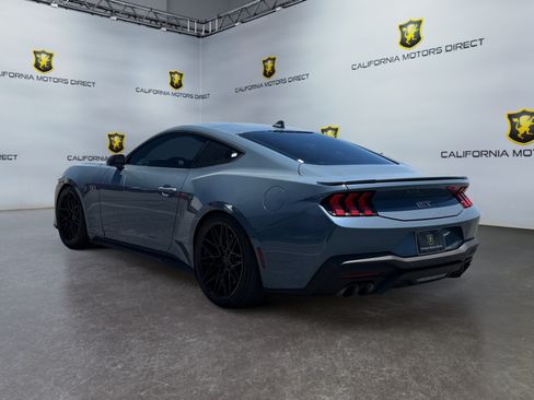 Used 2024 Ford Mustang GT RWD image 3