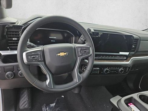 New 2026 Chevrolet Silverado 1500 LT image 17